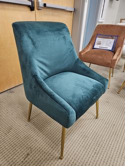 Teal Velvet Accent Chair – Modern Gold Legs – Living Room / Bedroom Ready