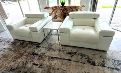Modern White Accent Chairs (Set of 2)