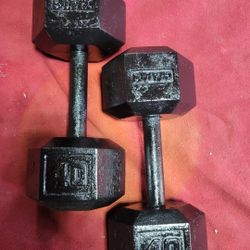 SET OF 40LB.  HEXHEAD DUMBBELLS TOTAL 80LBs  11525 S HALSTED DUNKIN DONUTS/7111.S WESTERN WALGREENS  
80$  CASH ONLY AS IS. 