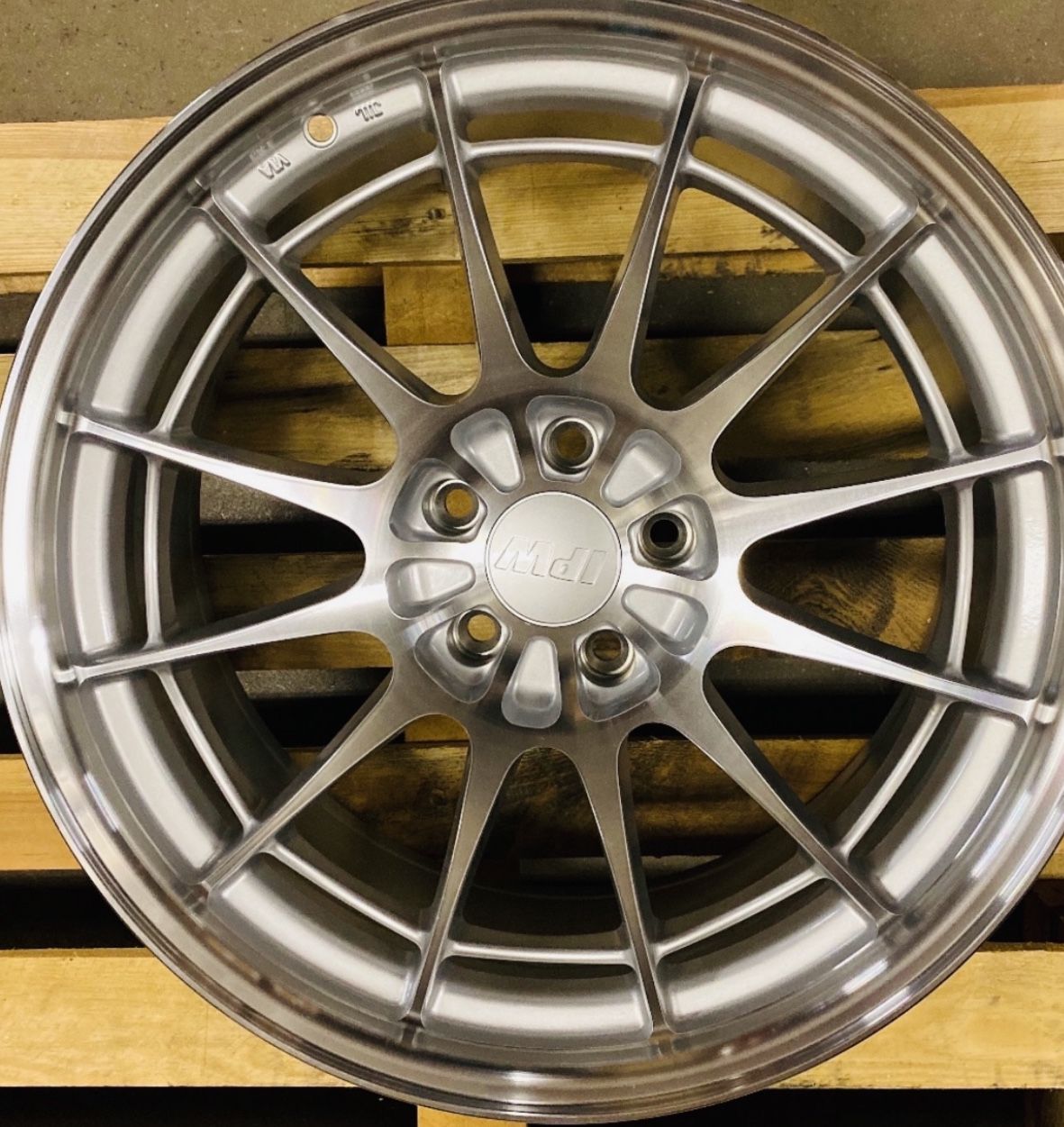 🔥🔥🔥18 inch in stock!🔥🔥🔥(only 50 down payment / no credit needed )