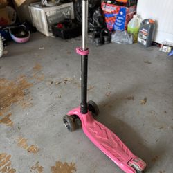 Girls Light Up scooter
