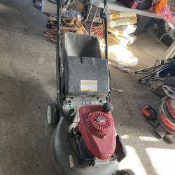 Lawnmower 