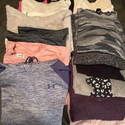 Large Lot Of Women’s Clothes 