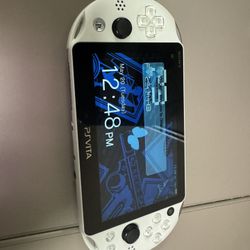 PS VITA 2000