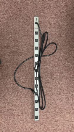 Tripp-Lite power strip like new 12-outlet 36” long
