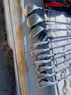 Left hand golf set Northwestern 11- clubs 4-9 , PW, Putter and woods