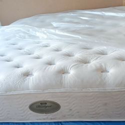 King Size Mattress (Colchon King Size)