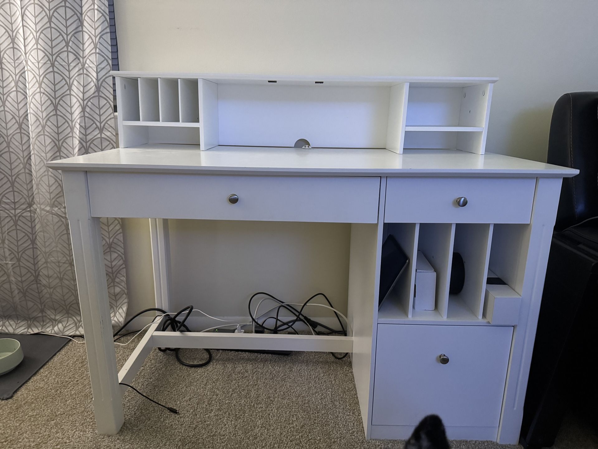 White Wooden Office Desk with Hutch & Storage – Good Condition!