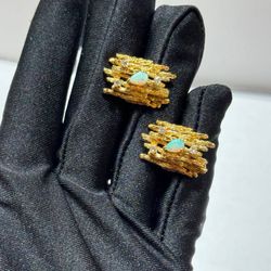 Vintage 14k yellow gold Freeform opal diamond cuff links