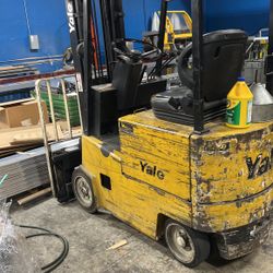 1993 Yale 36volt Electric Fork Lift