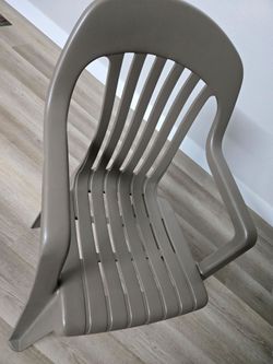 High back rise Chair