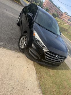 2016 Hyundai Tucson SE