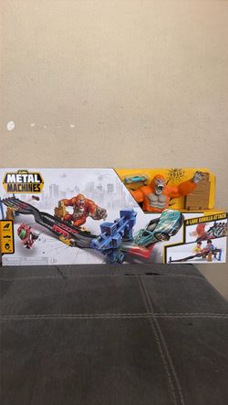 Zuru Metal Machines 4 Lane Gorilla Attack