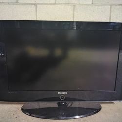 Samsung LCD HDTV 32+inch