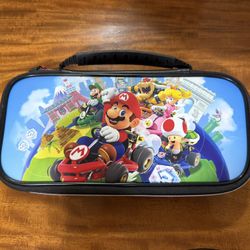 NINTENDO Switch Case - Game Traveler Deluxe - LIKE NEW! PICK UP IN CORNELIUS 