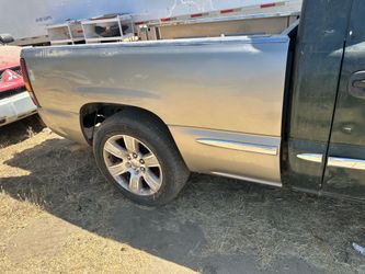 99-07 Gm bed