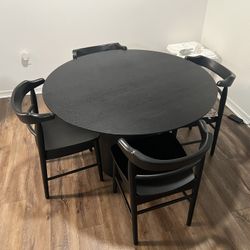 Black Wood Dining Table w 4 Chairs