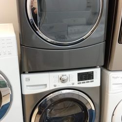 Kenmore Washer And Maytag Gas Dryer Set For $680