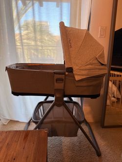 Nuna mixx baby Bassinet with Stand (Nordstrom color)