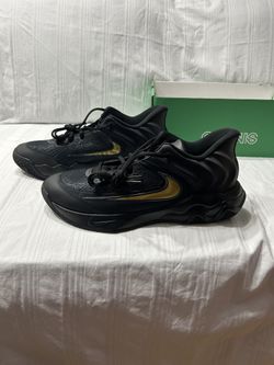 Nike Giannis Immortality 4 Black Gold Sneakers size 11