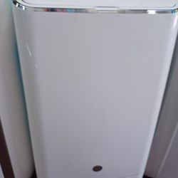 12000btu Portable Ac/ Heater Both By GE.  Complete Set With Windows Hose And Remote.  Brand New 