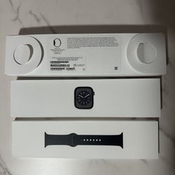 Apple Watch Series 8 - Graphite Stainless Steel Case - Midnight Sport Band 45MM - Size M/L - CELLULAR Version