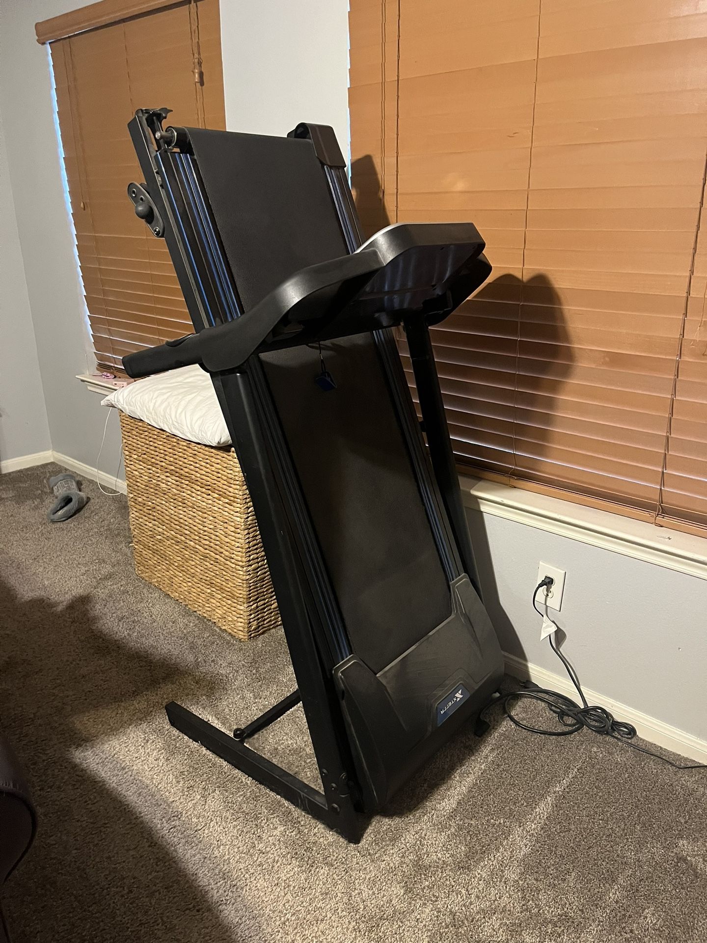 $150 Need To Pick Up Is Upstairs.. Will Need Two People..