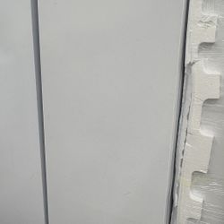 HISENSE 13.5 cu. ft. Frost Free Convertible Upright Freezer