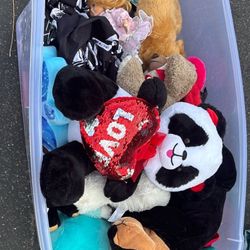 BIG BIN OF STUFFED ANIMALS 