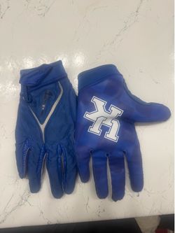 College gloves
