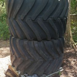 48/31.00R20 NHS Goodyear Super Terra Grip XT Radial HF-3 150-B Flotation Farm  tire
