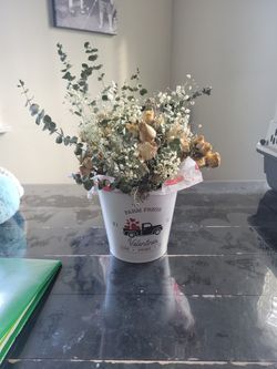 Valentines Day- Dried Floral Arrangements 