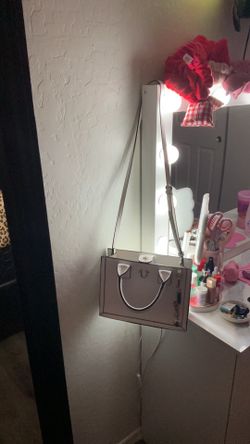 True religion, white handbag with strap