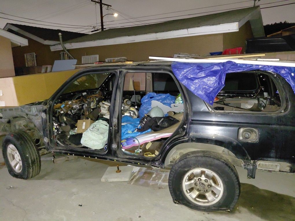 1997 Toyota 4runner Body