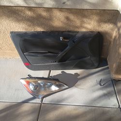 Hyundai Genesis Light Left Side 40 Bucks For Both
