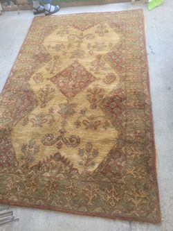 6x8 100% Wool Area Rug $30