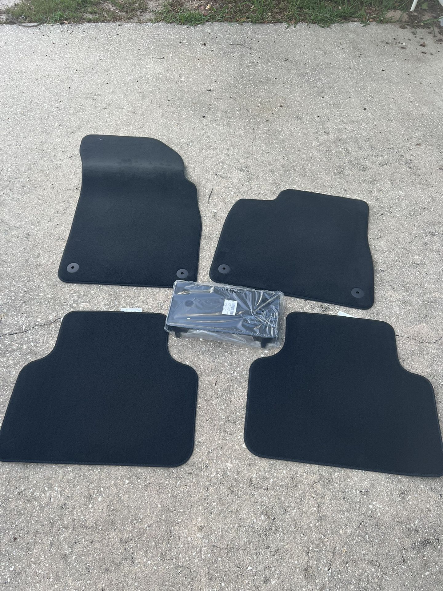 VW New Never Used Carpet Mats