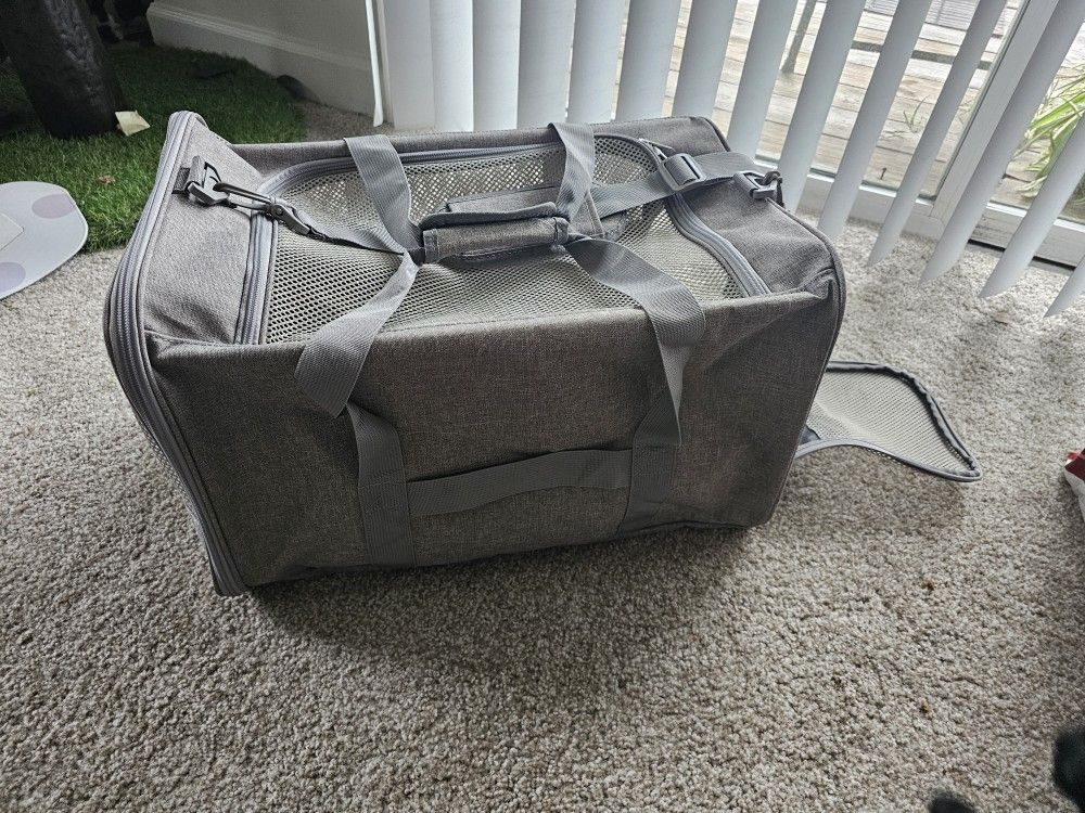Cat Carrier 