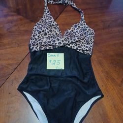 Cupshe One Piece Bathing Suit..Small