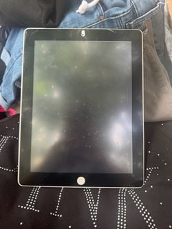 Apple iPad with Home Button