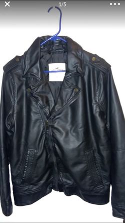 Black Leather jacket HOLLISTER size small