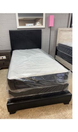 Twin Size Bed and Mattresses