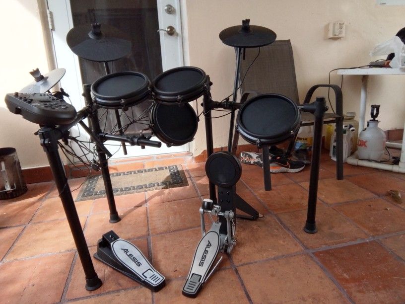 Electric Drum Set