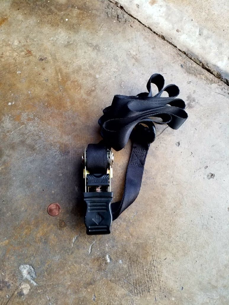 Tie-down strap s with ratchet