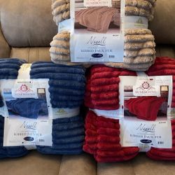 Premium Blanket/Cobijas  En Material Faux Fue