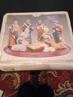 Vtg 11 PC  Nativity Set 