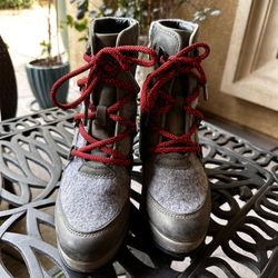 Sorel Waterproof Boots 