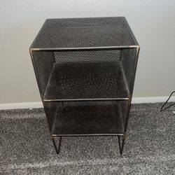 Small Cubby with 2 shelves