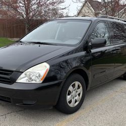 2010 Kia Sedona 