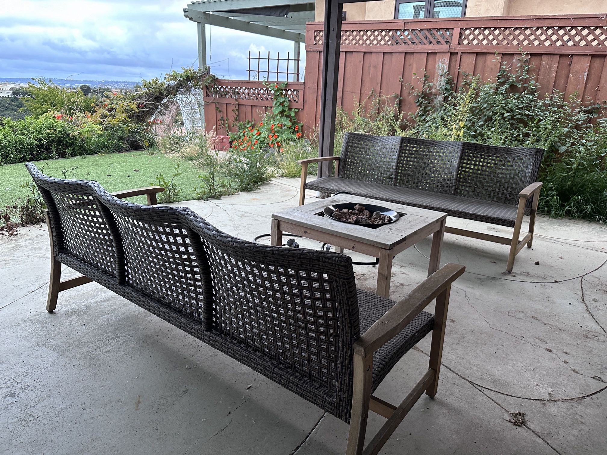 Outdoor Patio Furniture With Fire Pit